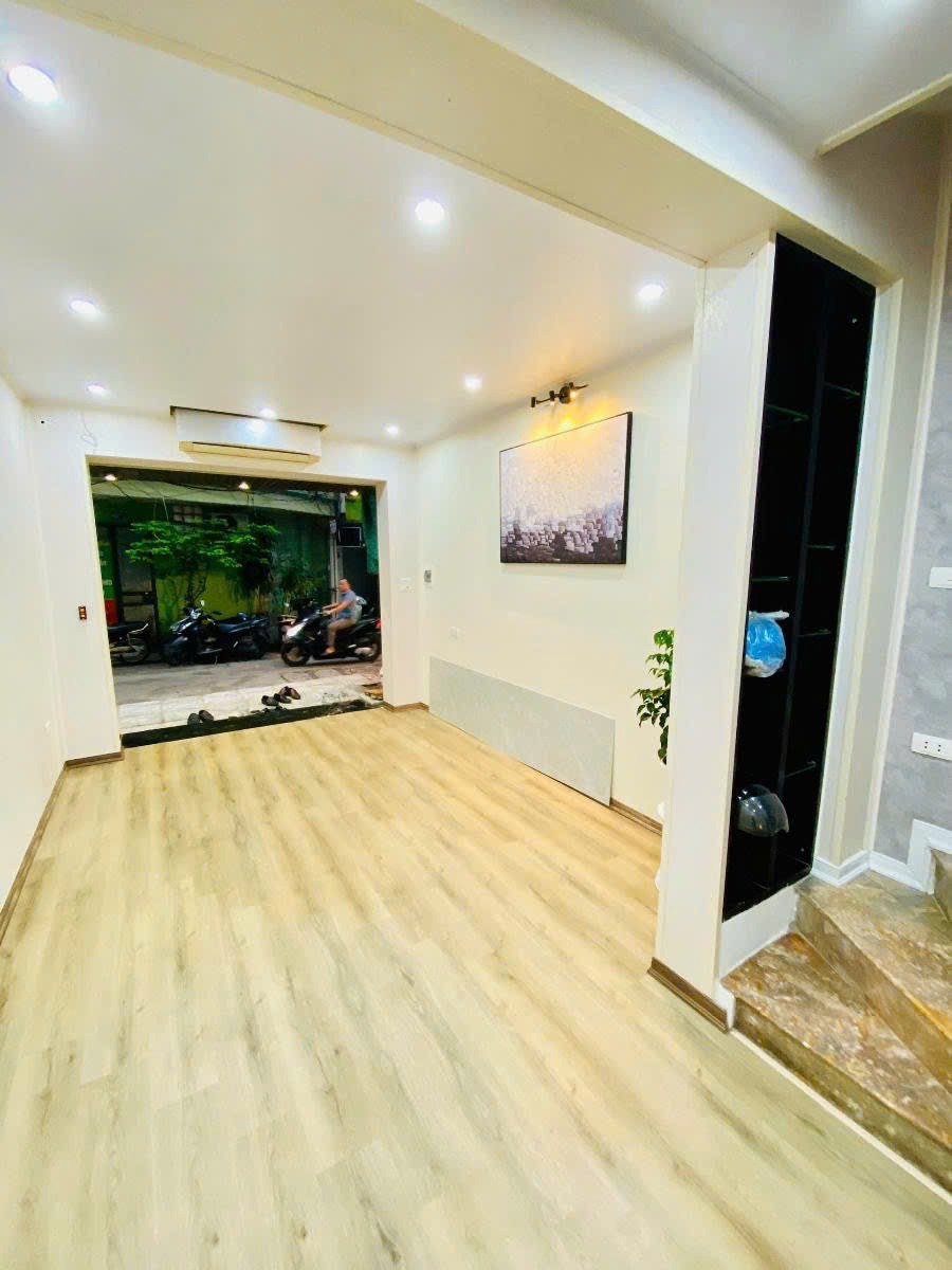 Bán Nhà Phố Thái Hà - 30m2, 6 Tầng, Kinh Doanh/Ở - 1x Tỷ