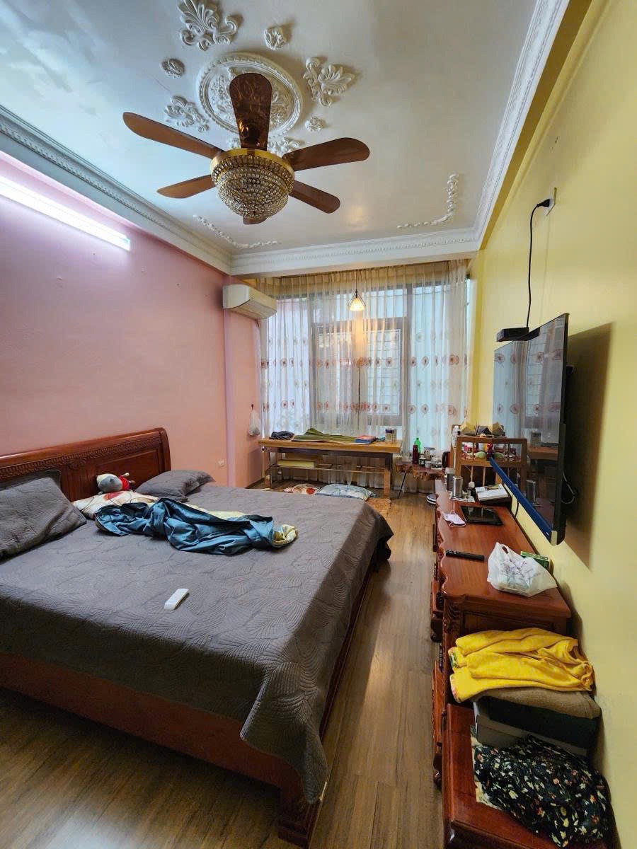 Nhà Đẹp Trung Tâm Đống Đa - 5 Tầng, Full Công Năng - Giá 1x