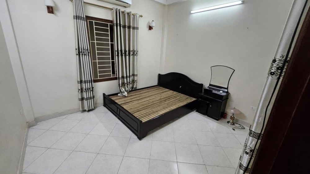 Ngô Thì Nhậm - Mặt Tiền Kinh Doanh Hà Đông - 50m2 x 3 Tầng - Giá 12.7 tỷ