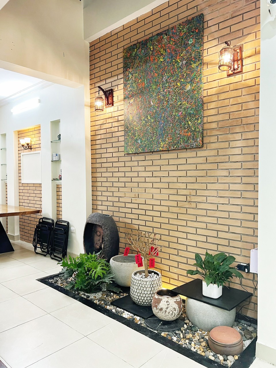 Bán Nhà 85m2 Phố Vũ Ngọc Phan - Vị Trí Đắc Địa, Thông Thoáng, Gần Nhiều Tiện Ích