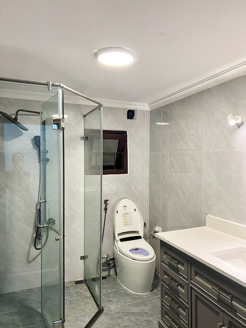 Bán Nhà 85m2 Phố Vũ Ngọc Phan - Vị Trí Đắc Địa, Thông Thoáng, Gần Nhiều Tiện Ích