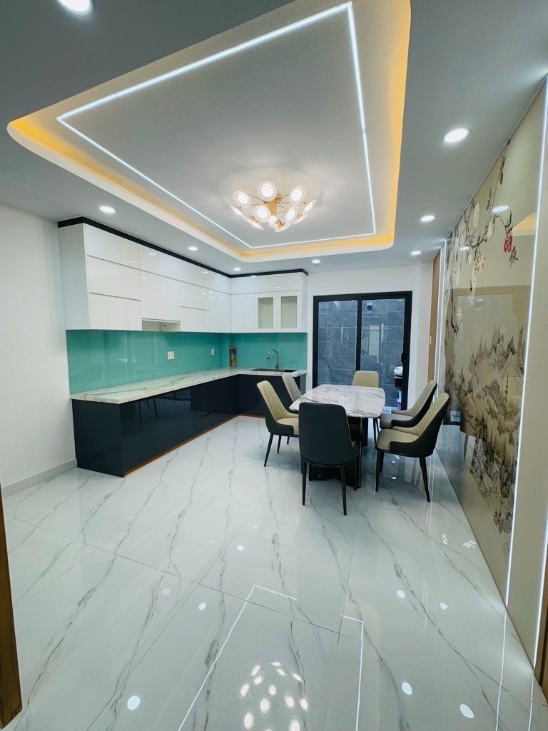 Bán nhà phố Lê Trọng Tấn, Bình Tân: 5 Tầng, 10 Phòng Ngủ, Giá 10.5 Tỷ