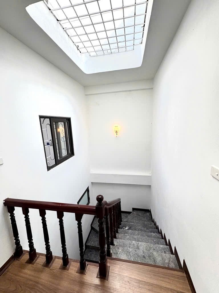 Nhà đẹp Xuân Đỉnh: Dân Xây, Vị Trí Đắc Địa, Giá Tốt