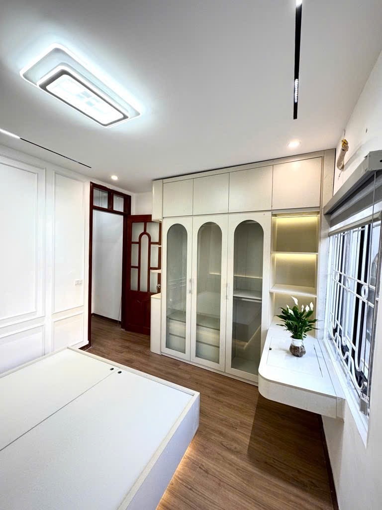Nhà đẹp Xuân Đỉnh: Dân Xây, Vị Trí Đắc Địa, Giá Tốt