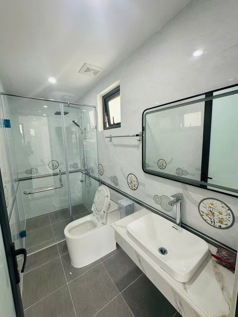 Bán Nhà Cầu Diễn - Hồ Tùng Mậu: 6 Tầng, Thang Máy, Full Nội Thất, 7.4 Tỷ