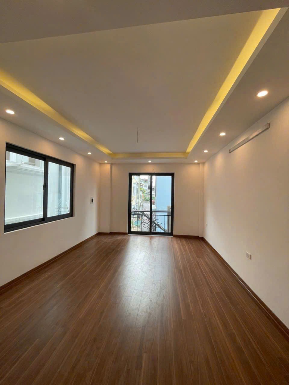 Bán Gấp Nhà Đẹp, Giá Tốt - 4 Tầng, Mặt Tiền 2m/5m, Đỗ Thuận, Hai Bà Trưng