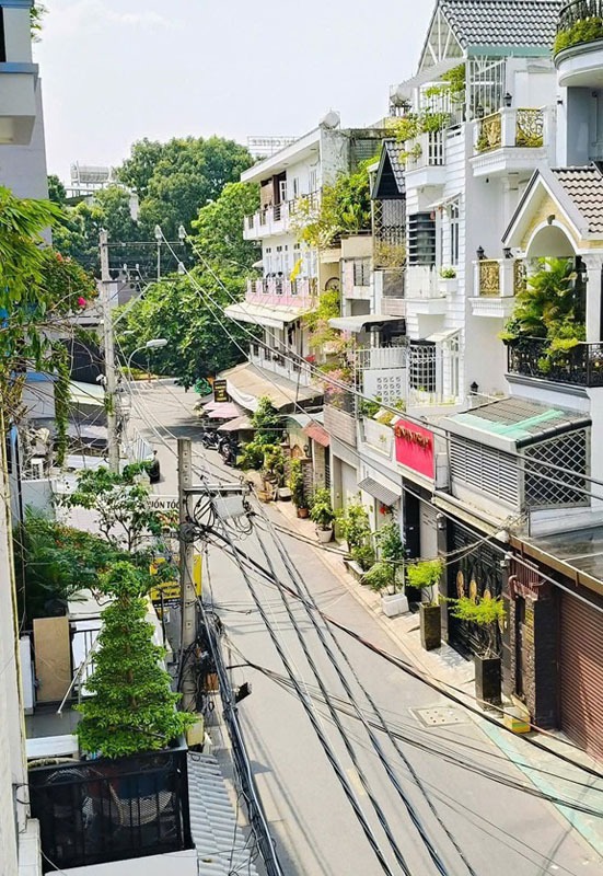 Nhà Hẻm Xe Tải Tân Phú: 63m2, 3 Lầu, Giá 8.9 Tỷ Thương Lượng
