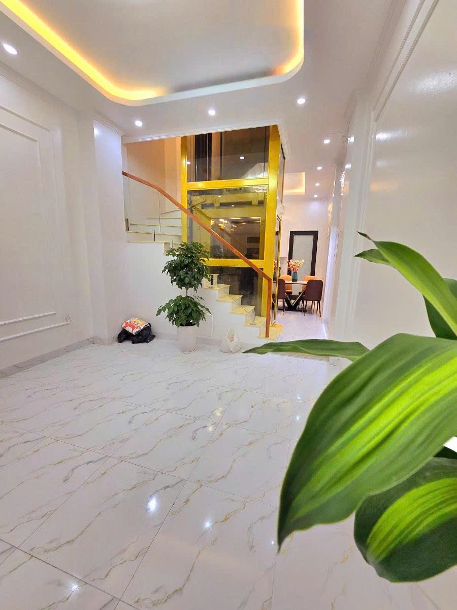 Bán Nhà Đẹp Thái Hà, Có Thang Máy, 5 Tầng, Giá 16.968 Tỷ