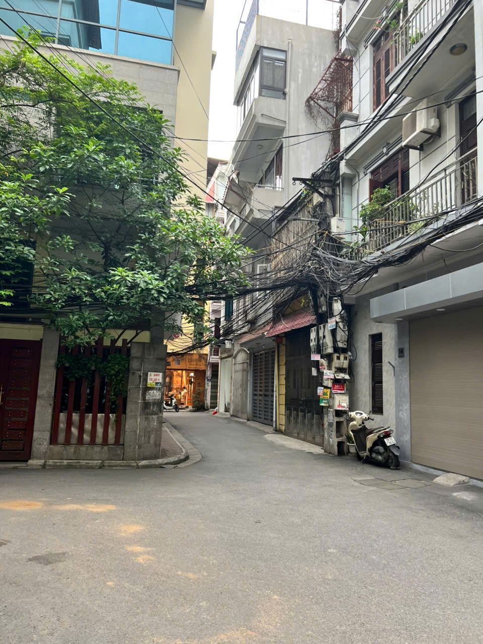 Bán Nhà Đẹp Thái Hà, Có Thang Máy, 5 Tầng, Giá 16.968 Tỷ