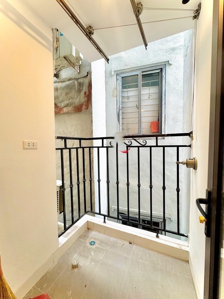 Bán Căn Hộ Mini Lĩnh Nam: 54m², 2PN, Giá 2.35 Tỷ - Vị Trí Đắc Địa