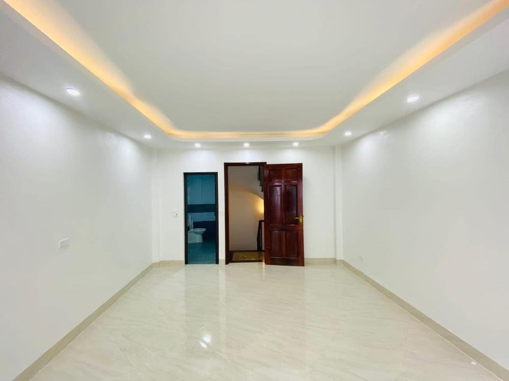 Nhà Mới Đẹp 5 Tầng, Mặt Tiền Rộng Phố Lụa Vạn Phúc, Giá 7 Tỷ
