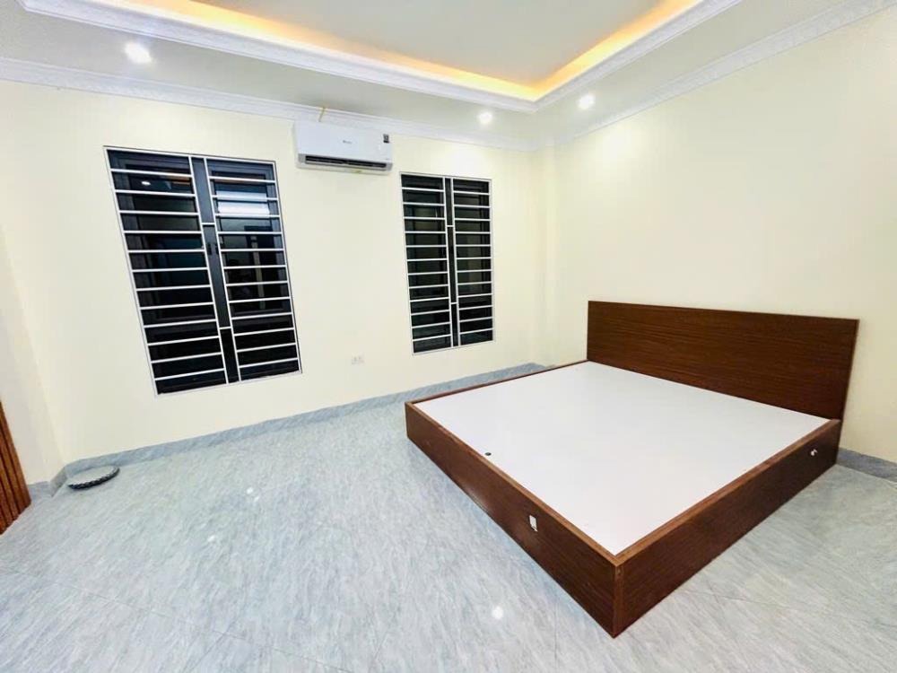 Bán nhà Minh Khai, 5 tầng thang máy, Full Nội Thất, 52m2, Giá Chỉ 11.x Tỷ