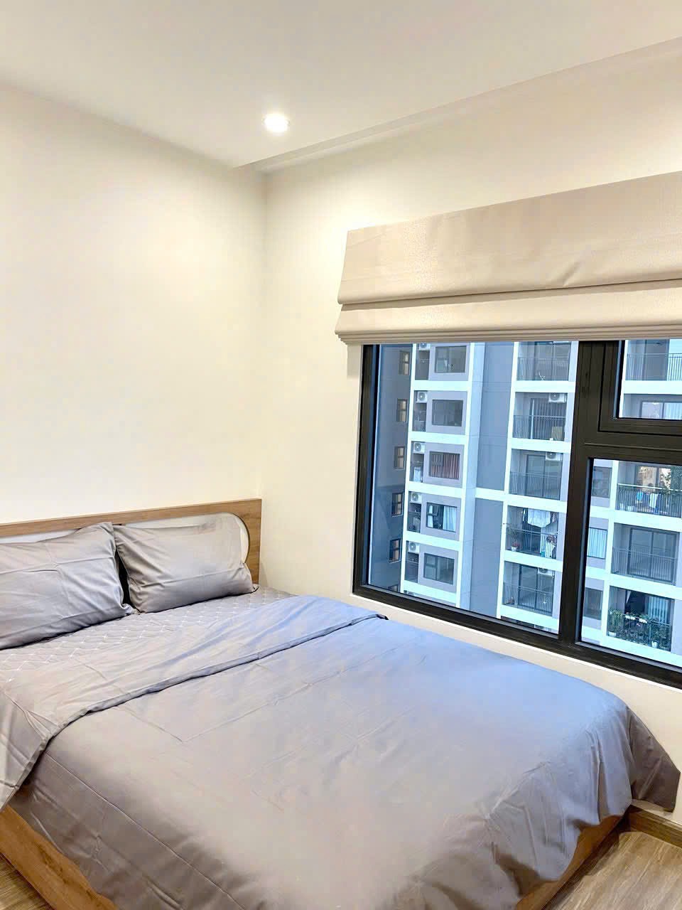 Căn 2 Phòng Ngủ, 2 VS, Ban Công Đông Nam - Giá 3.5 Tỷ - OCP