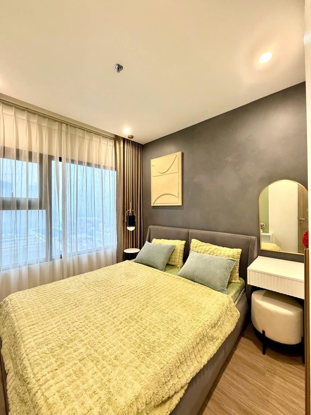 Chính chủ bán nhanh căn 2PN, 1VS, Full Nội Thất - Giá 2.86 tỷ - OCP