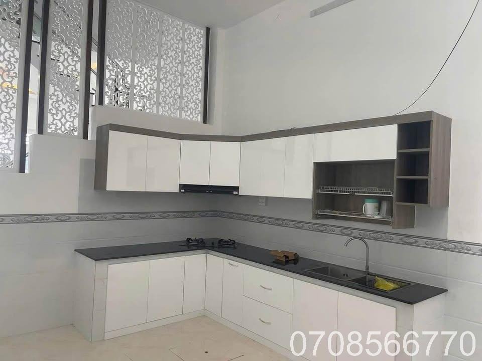 Nhà 1 Trệt 1 Lầu Thiết Kế Hiện Đại, Giá Chỉ 830 Triệu - Vị Trí Thuận Lợi