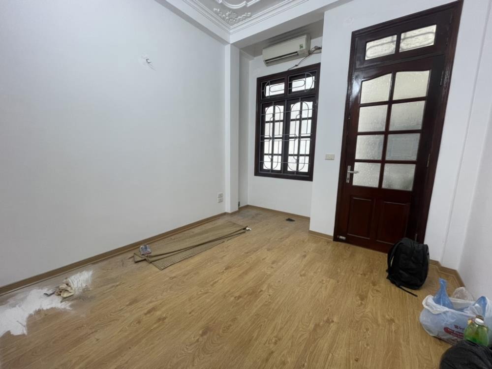 🏠 Nhà 5 Tầng, Trung Tâm Cầu Giấy - 7 Phòng Ngủ - 9.5 Tỷ