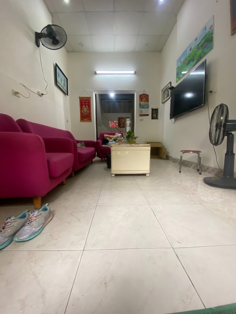 Nhà phố 3 tầng, ô tô vào nhà - Ngõ 328 Nguyễn Trãi, Thanh Xuân, Giá 8 tỷ