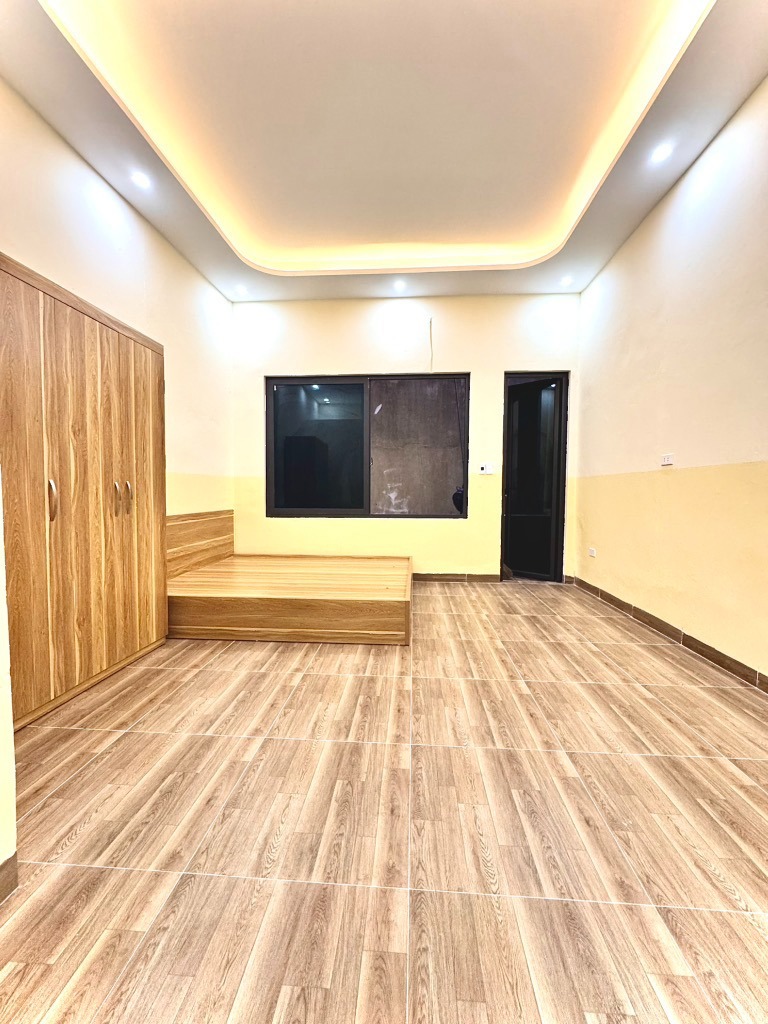 Giá Tốt: 5.19 tỷ Nhà Đẹp Hoàng Hoa Thám, Ba Đình, Full Nội Thất 3 Tầng