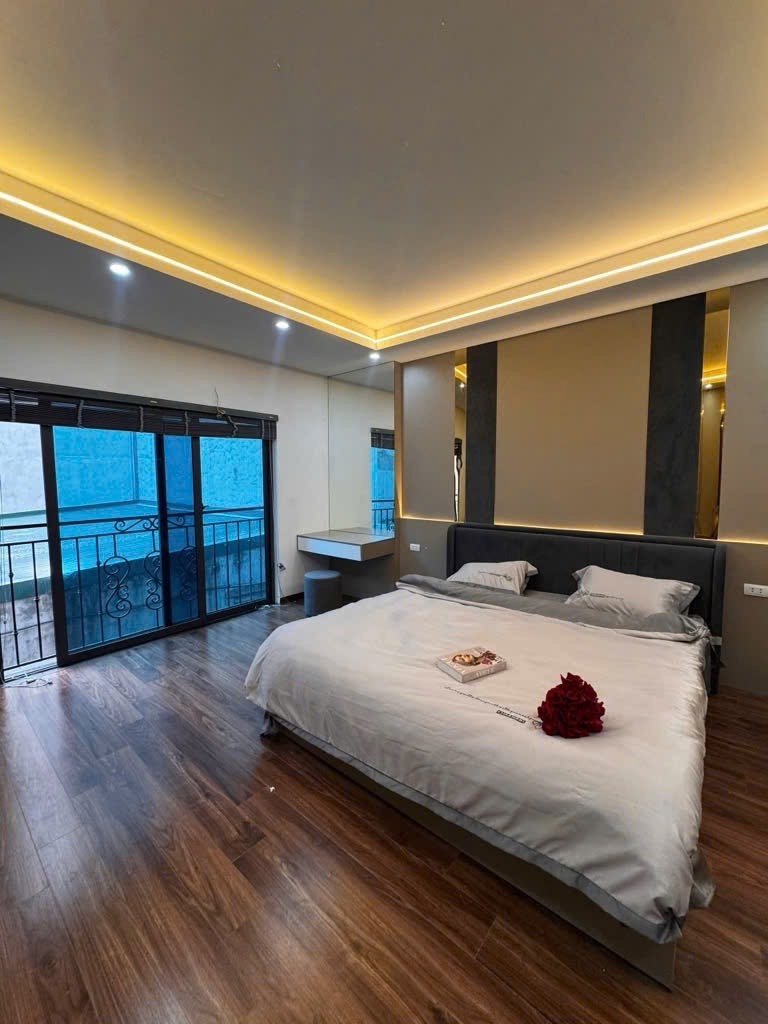 Nhà đẹp Xuân La, Tây Hồ: 7.75 tỷ - 35m2 - Vị trí đỉnh