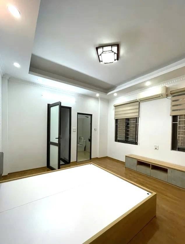 Nhà đẹp 6 tầng, vị trí đắc địa tại Long Biên - Kinh doanh, đầu tư sinh lời