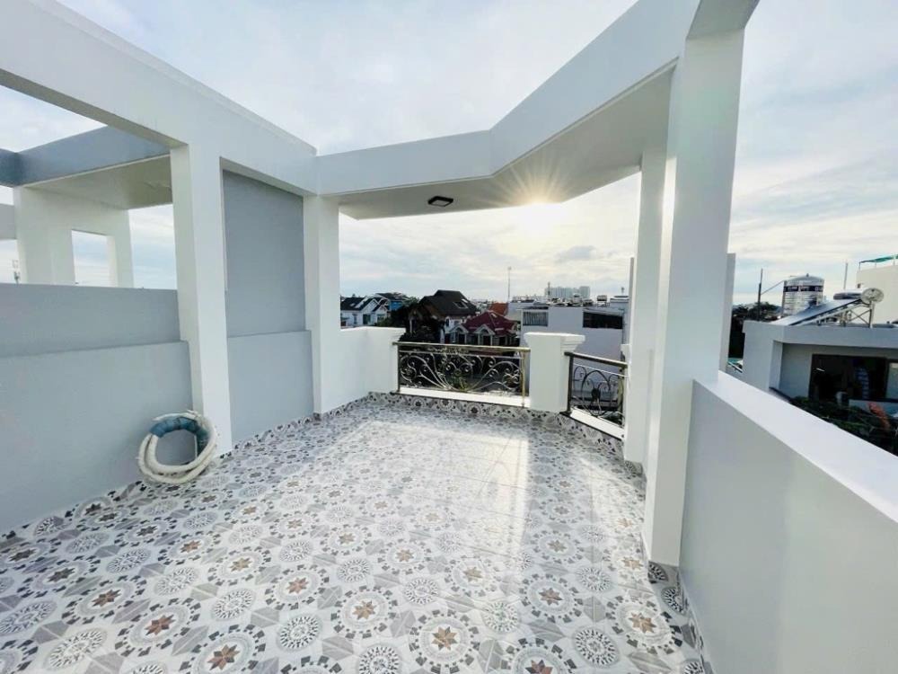 Bán Gấp Nhà Căn Gốc Đường Nội Bộ, 53.7m2, 4 Tầng, Quận Tân Bình - Giá 9 Tỷ