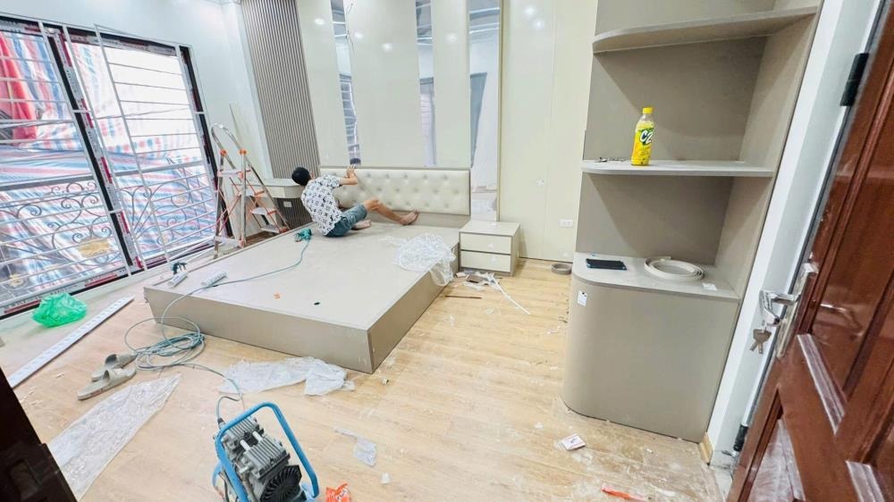 Biệt Thự Phố 6 Tầng, Thang Máy, Mặt Tiền Kinh Doanh Mai Động - Giá 12.9 Tỷ