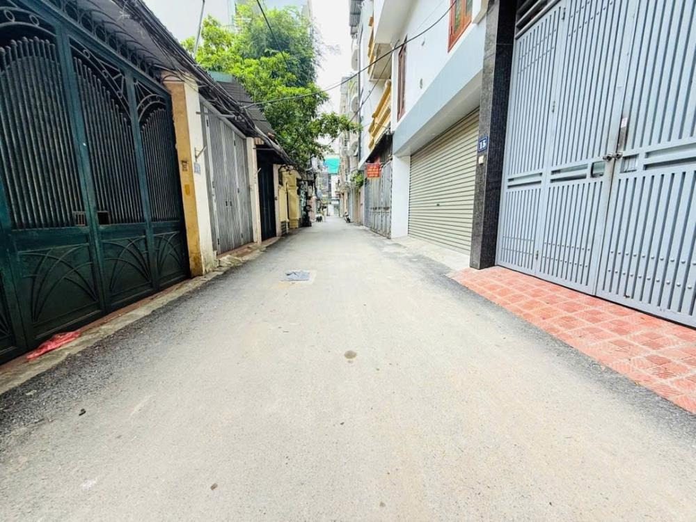 Bán Gấp Nhà Thanh Xuân 41m2, 5 Tầng, Ô Tô Đỗ Cửa - Giá 15 Tỷ