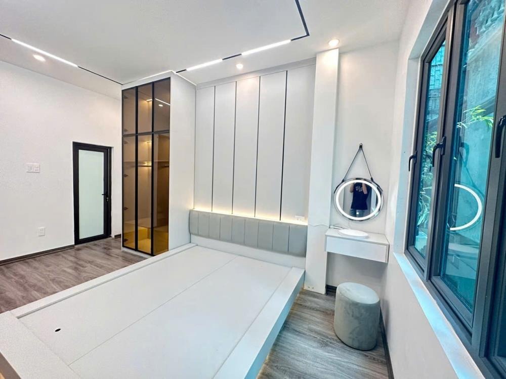 Bán nhà đẹp Vĩnh Phúc - 28m2 x 4 tầng, Ngõ Thông Rộng, Giá Tốt
