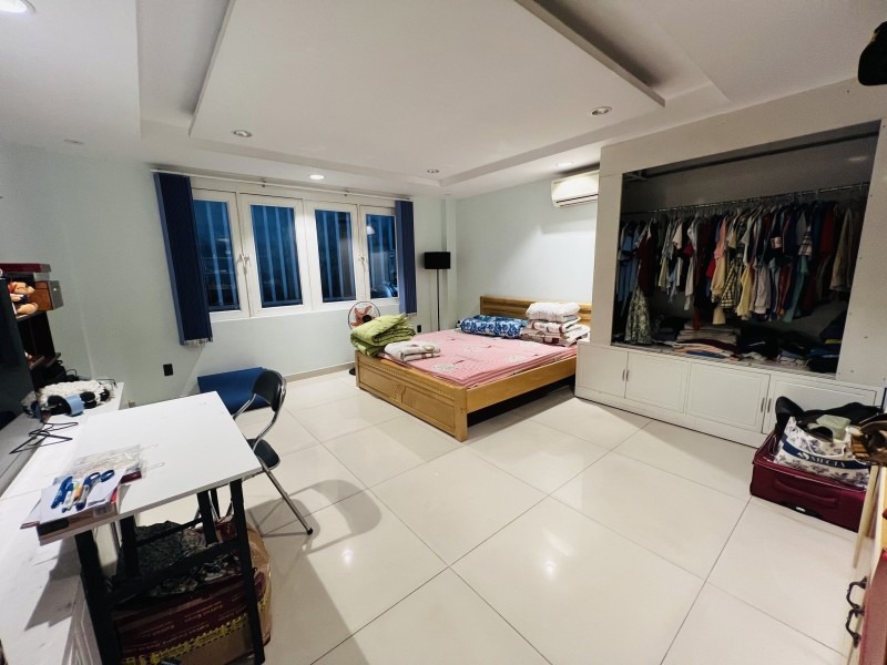 Bán nhà Quận 10: 83m2, 5 Tầng, 7 Phòng Ngủ - 14.5 Tỷ