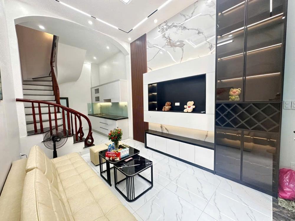 Bán nhà đẹp Vĩnh Phúc - 28m2 x 4 tầng, Ngõ Thông Rộng, Giá Tốt