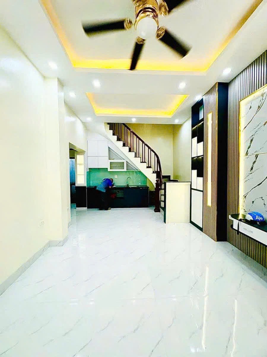 Nhà Tôn Đức Thắng - 3PN - Giá 6.15 Tỷ - Ngõ Ba Gác - Trung Tâm Quận Đống Đa