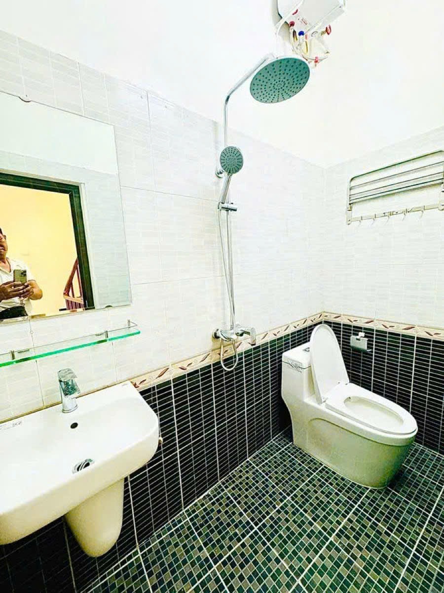 Nhà Tôn Đức Thắng - 3PN - Giá 6.15 Tỷ - Ngõ Ba Gác - Trung Tâm Quận Đống Đa
