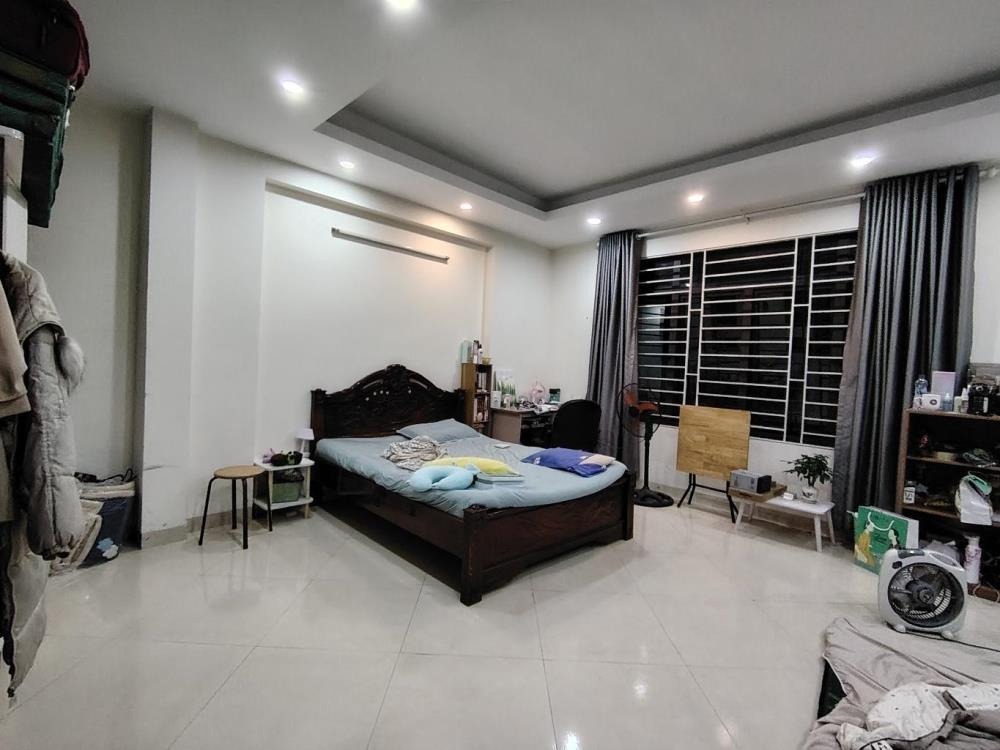 Bán nhà 5 tầng lô góc Hoàng Hoa Thám, Ba Đình - 9.4 tỷ
