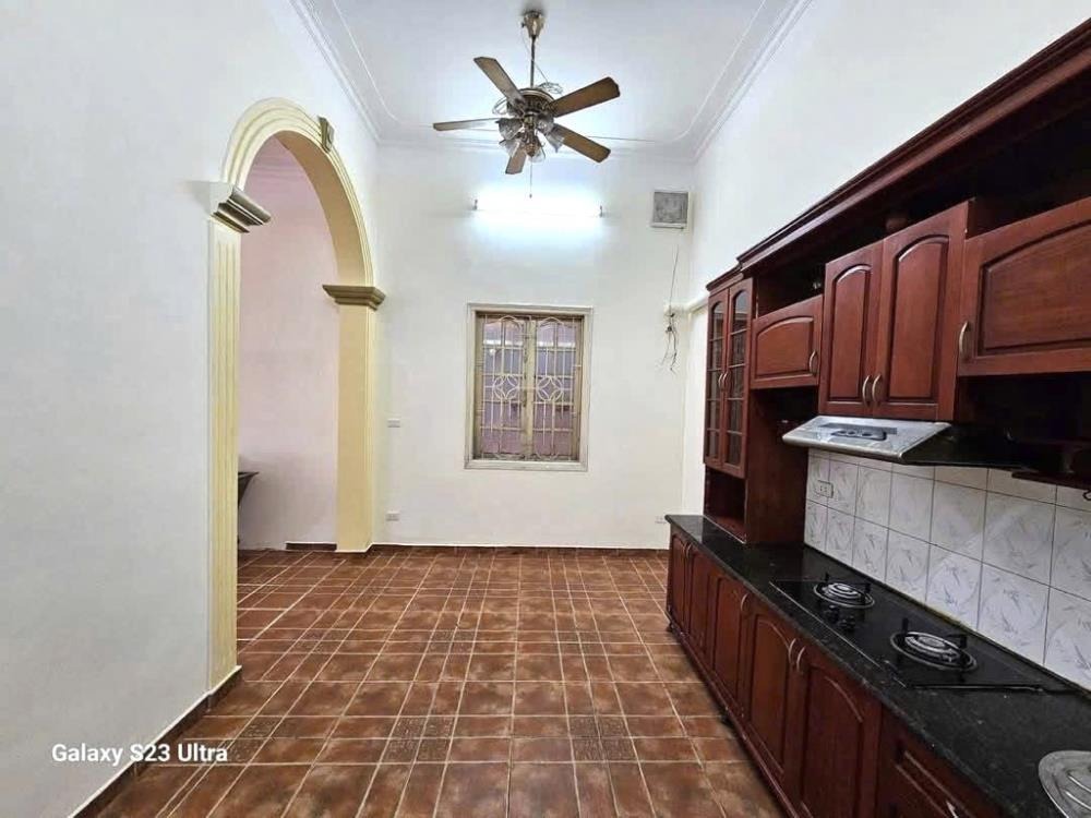 Nhà Phố Quan Hoa - Cầu Giấy: 4 Tầng, 50m2, 9.3 Tỷ - Vị Trí Vàng