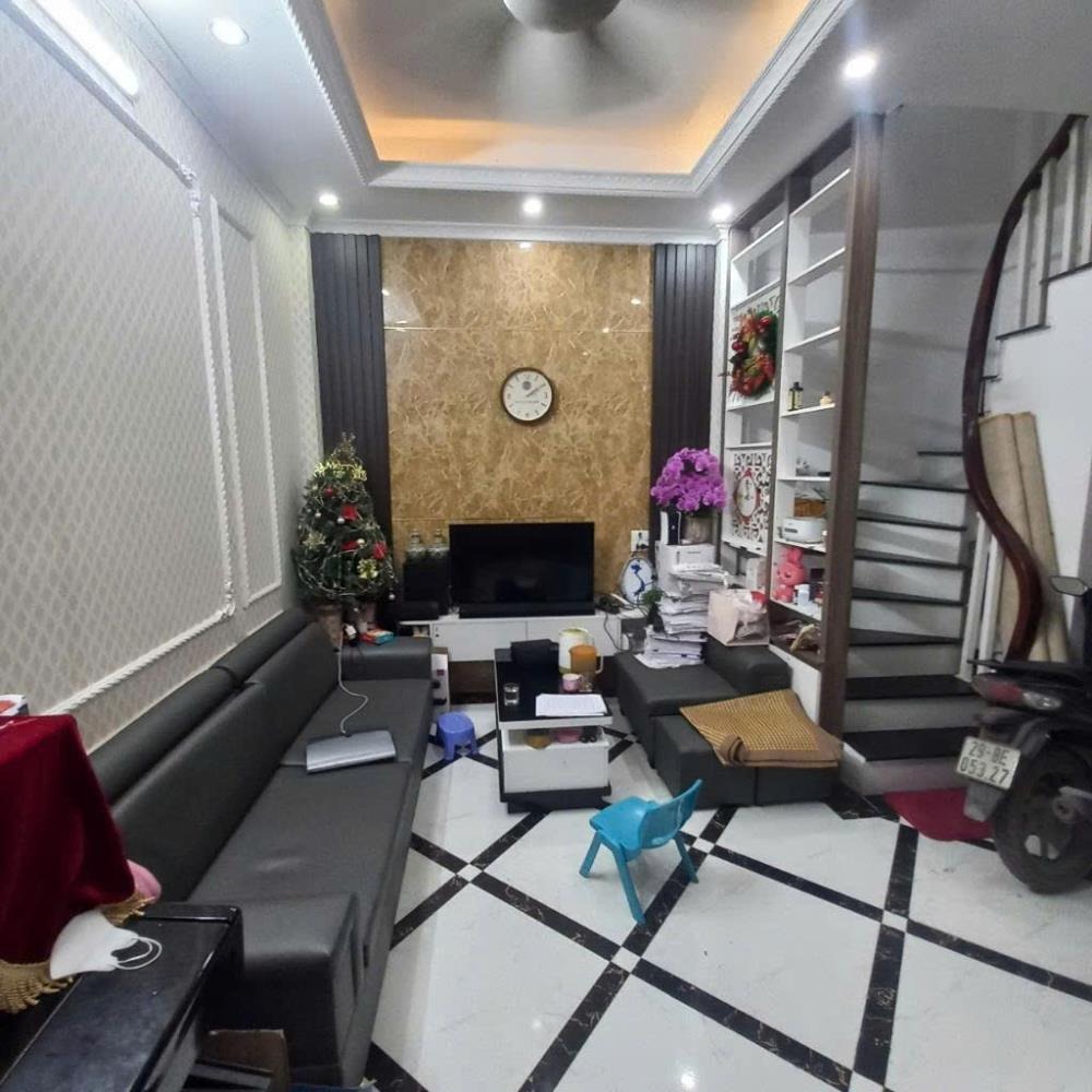 Bán nhà Trần Phú, Hà Đông: 37m2, 5 tầng, 6 tỷ+