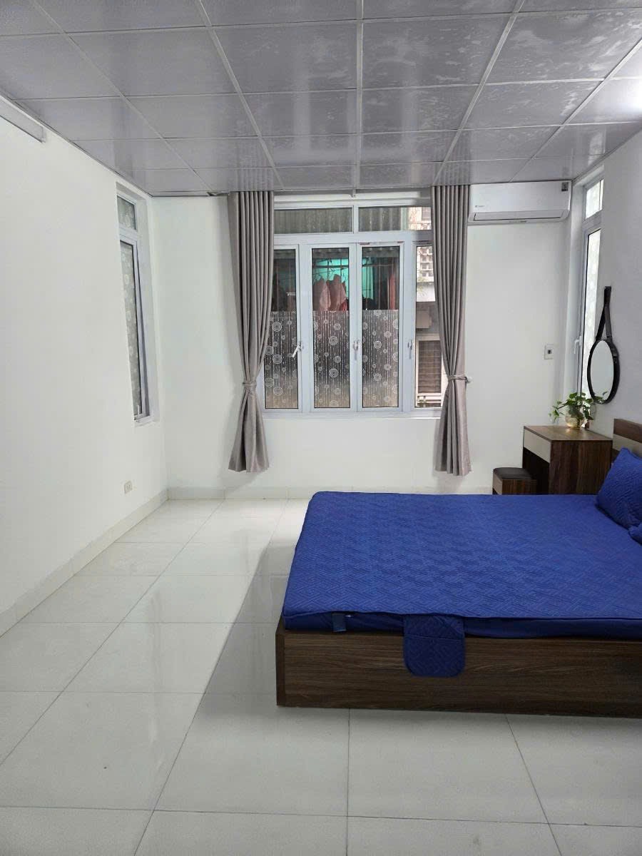 Nhà Đẹp - 27m2x4T - 5.8 Tỷ - Ngõ Thông Minh Khai