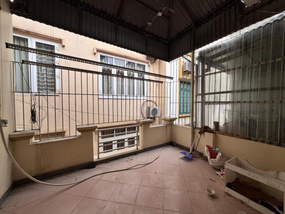 Dịch Vụ Cho Thuê/Mua Bán Nhà Quận Cầu Giấy - 46m2, 4 Tầng, Mặt Tiền Rộng