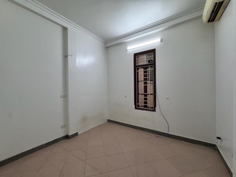 Dịch Vụ Cho Thuê/Mua Bán Nhà Quận Cầu Giấy - 46m2, 4 Tầng, Mặt Tiền Rộng