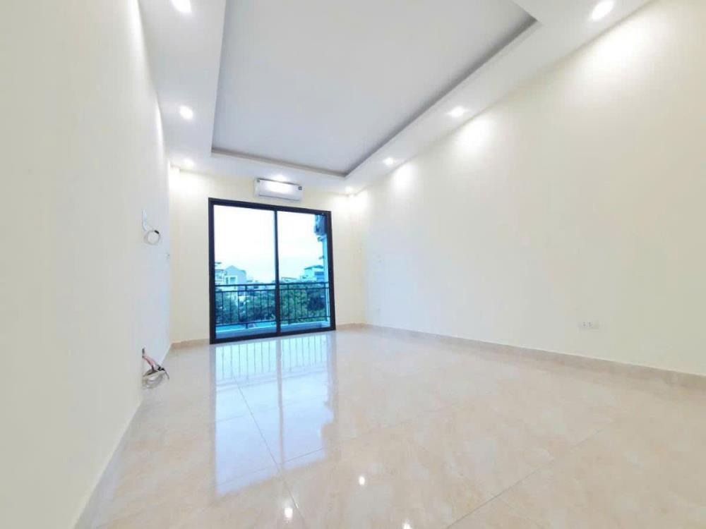 Nhà phố Tân Khai - Lĩnh Nam - Giá 8 tỷ - 38m2x5T - Gần Sunshine Garden