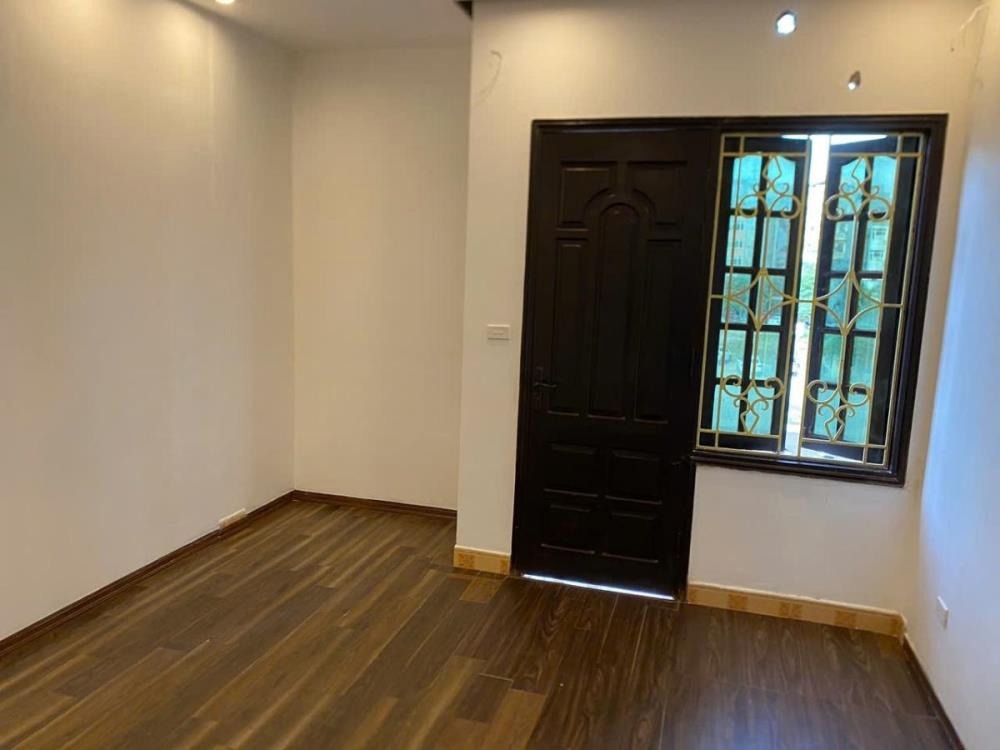 Bán nhà mặt ngõ ô tô, 61m2 x 4 tầng, Nguyễn Chánh, Cầu Giấy