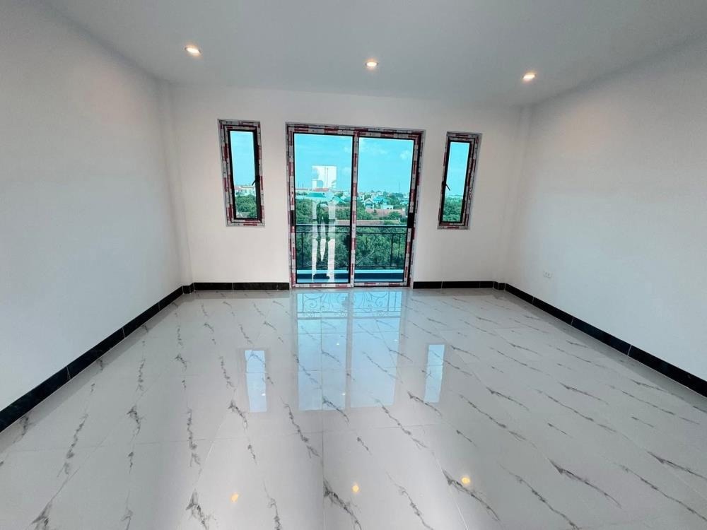 Võng Thị - 52m² - Mặt Tiền 6.8m - 10.9 Tỷ - Ô Tô Đỗ Cửa