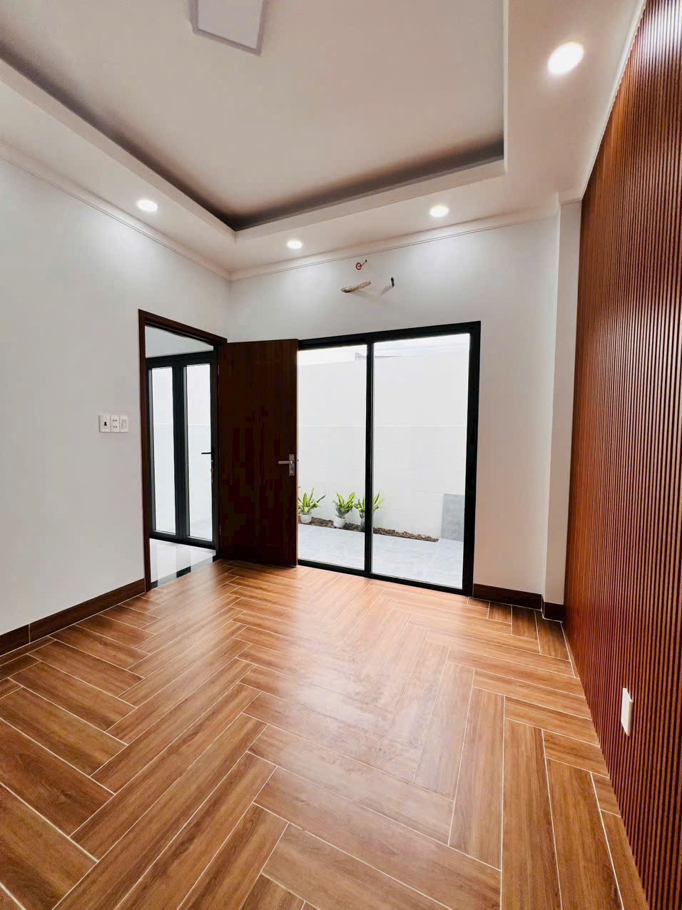 Nhà Hẻm Nhựa Củ Chi: 1 Lầu 3PN, Giá 3.55 Tỷ
