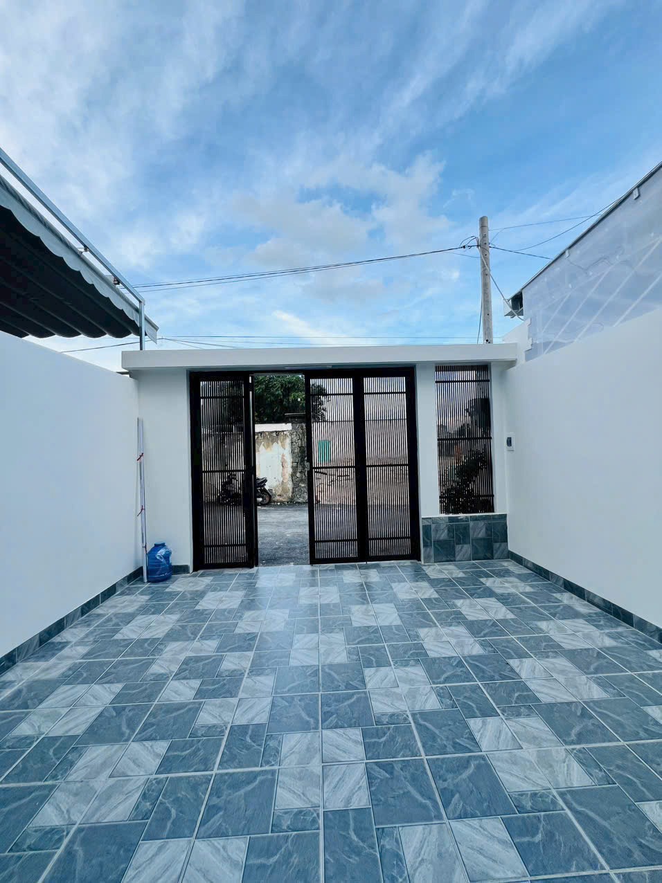 Nhà Hẻm Nhựa Củ Chi: 1 Lầu 3PN, Giá 3.55 Tỷ