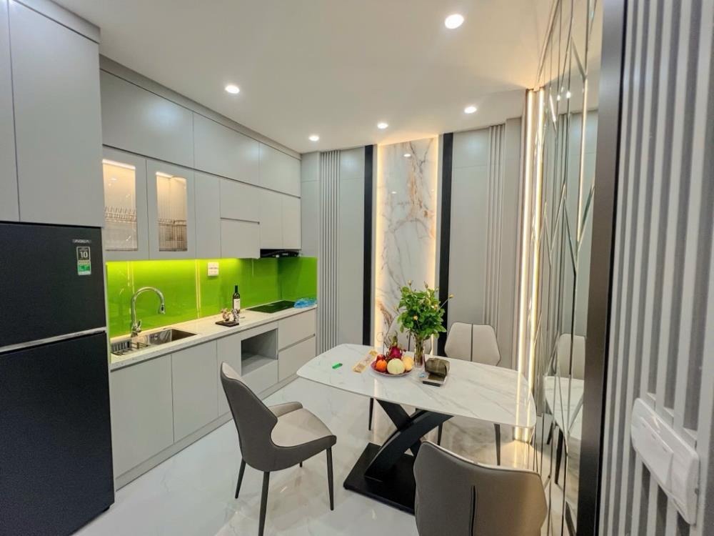 💥 Nhà phố 4 Tầng, 4 Ngủ, Trung Tâm Quận Hai Bà Trưng - Giá Hơn 9 Tỷ