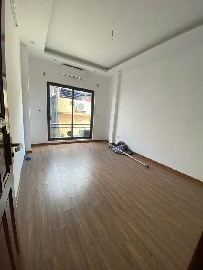 Lô Góc Nguyễn Chính - Tân Mai, 48m2 x 5 Tầng, Mặt Tiền 6.3m, Kinh Doanh Tốt