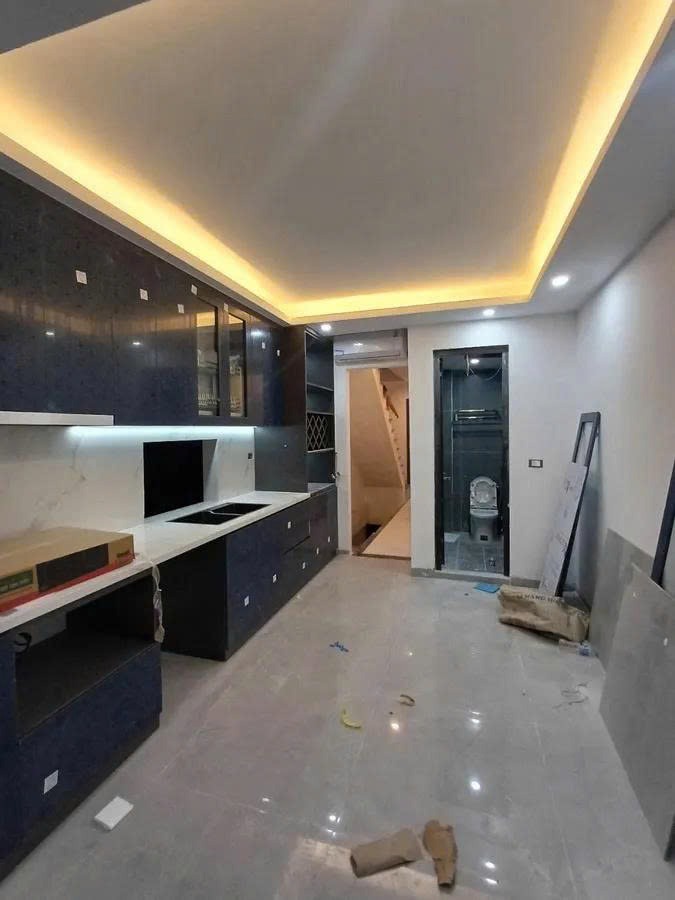 Phân lô phố Hồng Mai - Diện tích 43m2 - Full Nội thất - Giá Tốt