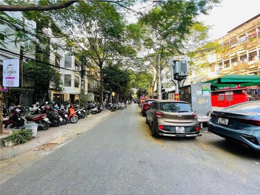 Phân lô phố Hồng Mai - Diện tích 43m2 - Full Nội thất - Giá Tốt