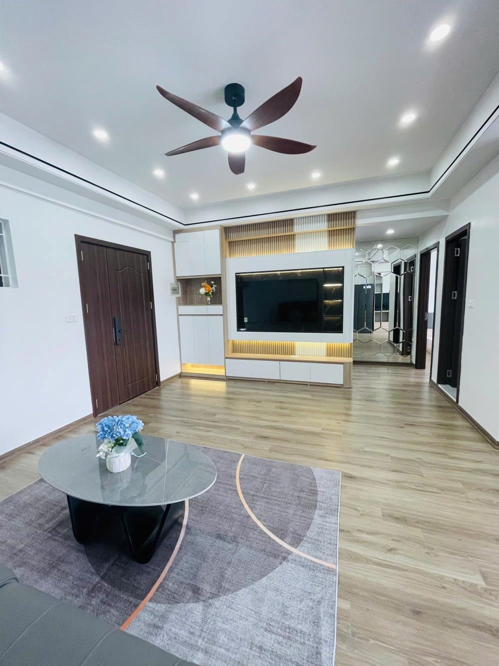 Bán Căn Hộ CT4B X2 Linh Đàm - 68m2 - 2PN - 2VS - Hoàng Mai - Giá 4.45 Tỷ