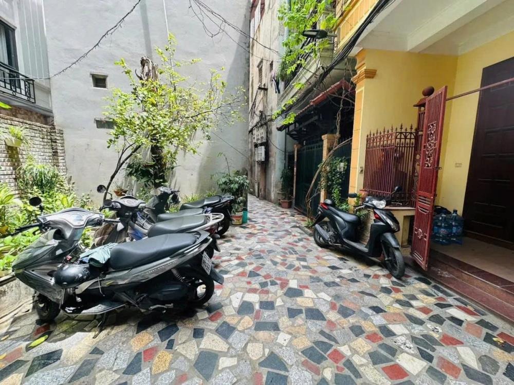 Nhà phố Hòa Bình - 5 tầng - Full nội thất - KD tốt - Giá tốt nhất