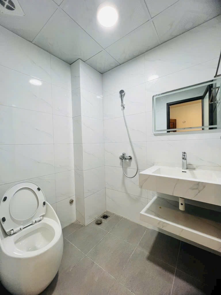 Mua Ngay Nhà Tây Hồ 77m², 6 Tầng, Mặt Tiền 4.3m, Thang Máy, Ô Tô Đỗ Cửa